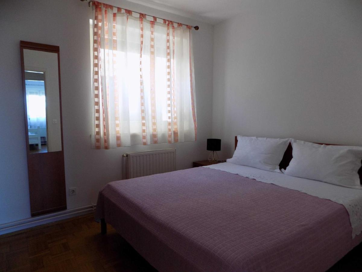 Apartman Borna 비르브닉 외부 사진
